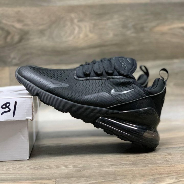 Кроссовки Nike Air Max 270