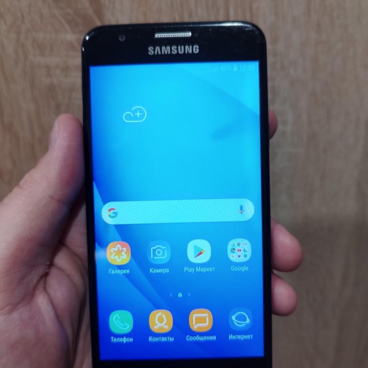 Телефон Samsung j5 prime