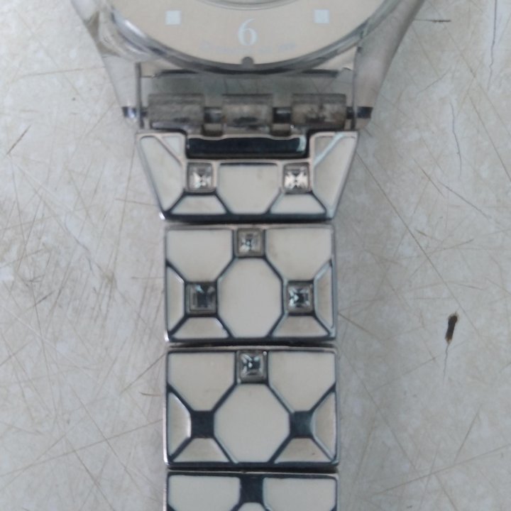 Женские часы SWATCH SWISS