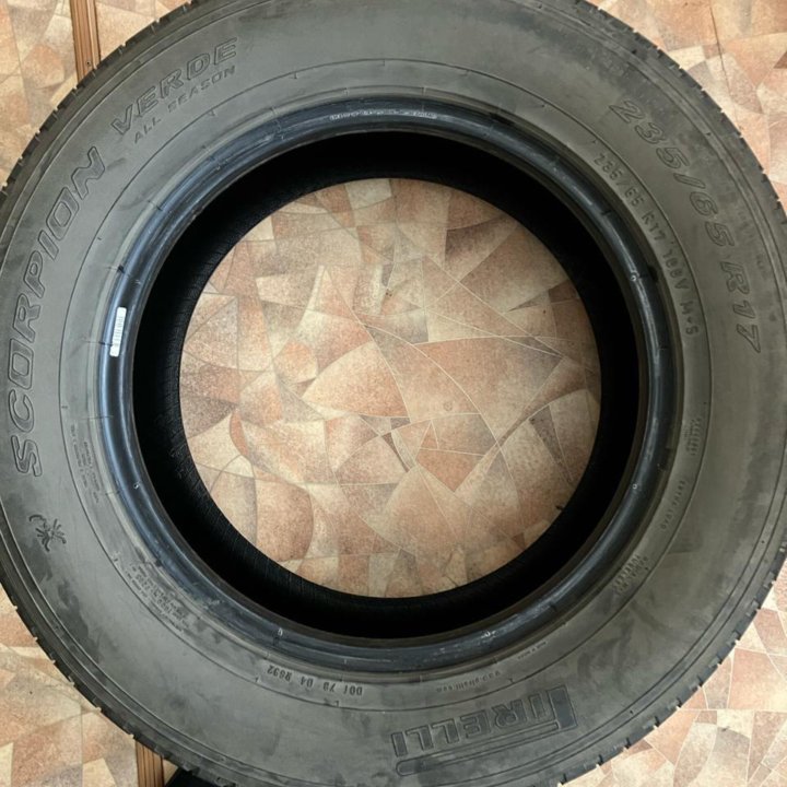 Продам б/у летние колеса 235/65 R17