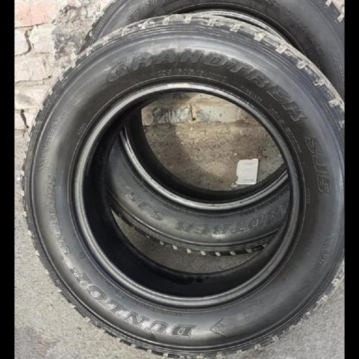 Шины Dunlop Studless Grandtrek 235/60R16 100Q