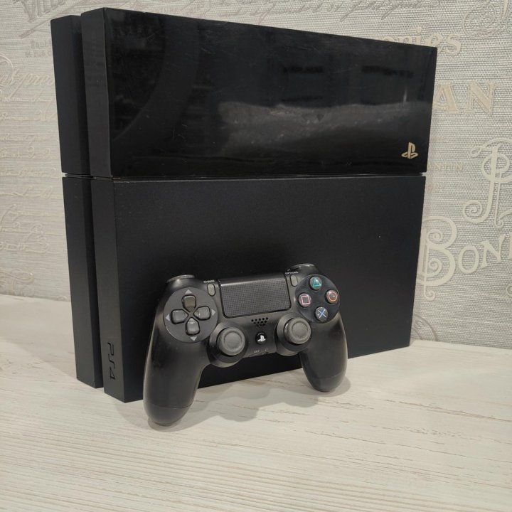 Sony PlayStation 4