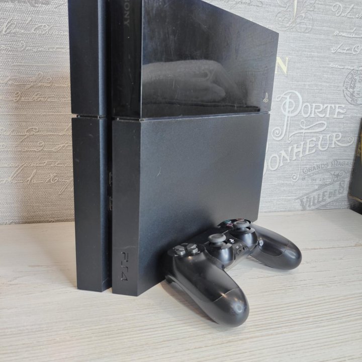 Sony PlayStation 4