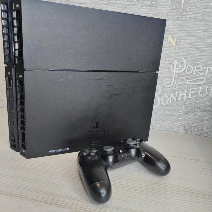 Sony PlayStation 4