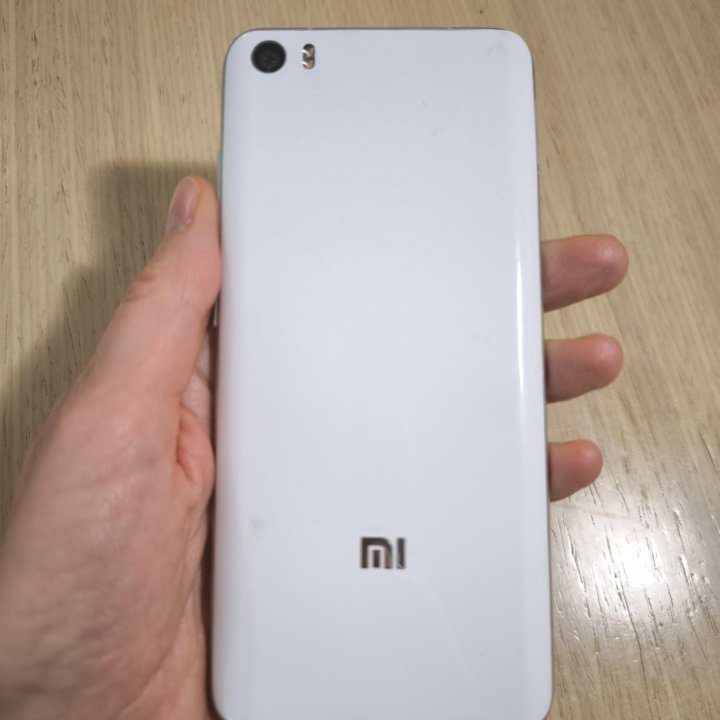 Смартфон Xiaomi mi 5, бабушкофон