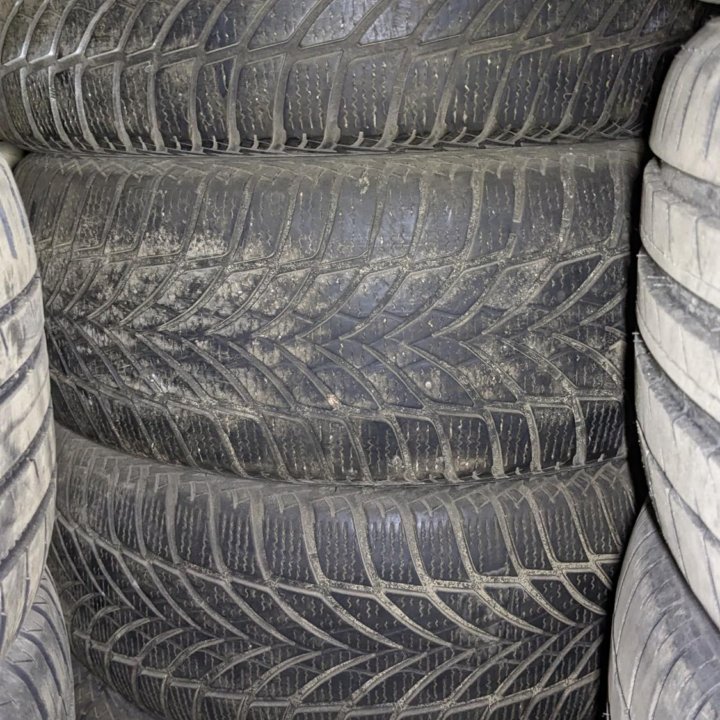 GoodYear UltraGrip Ice 2 205/55 R16 94T