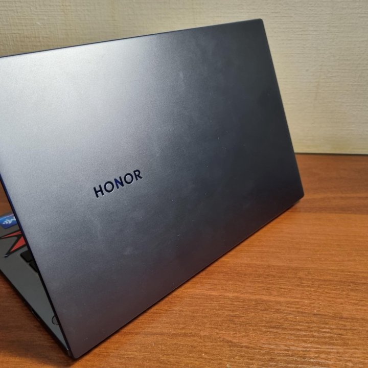 Ноутбук Honor magicbook 14