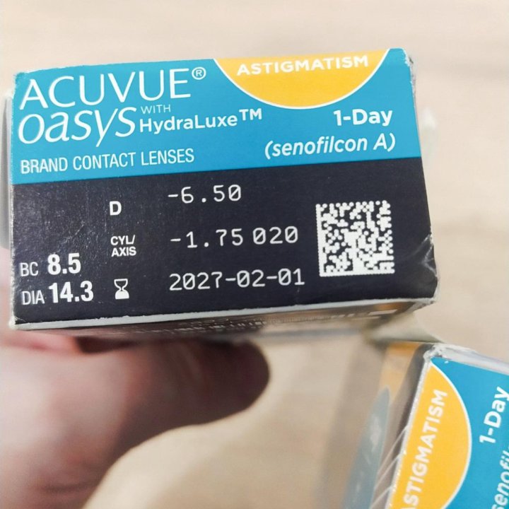 Продам линзы Acuvue Oasys HydraLuxe