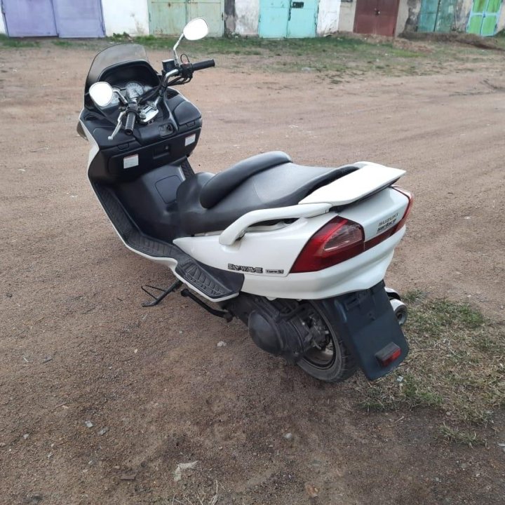 Suzuki skywave 250