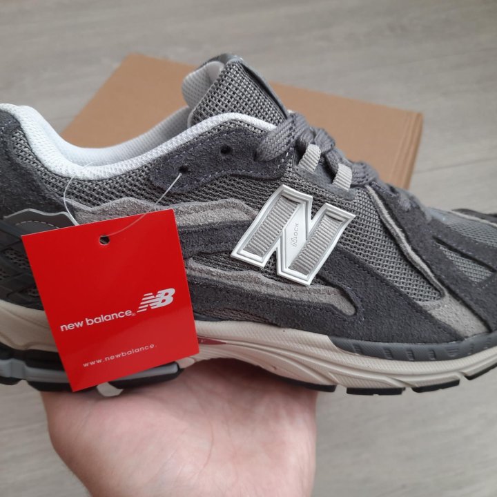 Кроссовки New Balance 1906 D