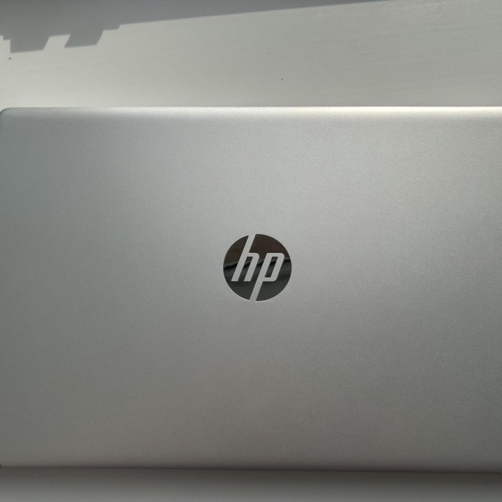 Ноутбук HP Laptop 17-cp0143ur