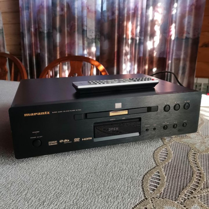 Cd проигрыватель MARANTZ DV-7001