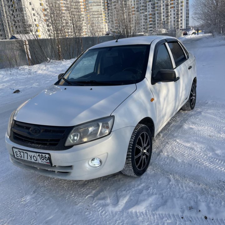 ВАЗ (Lada) Granta, 2012