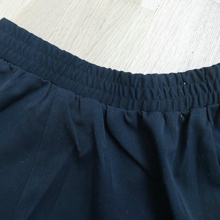 Черная школьная юбка для девочки, 146 см.