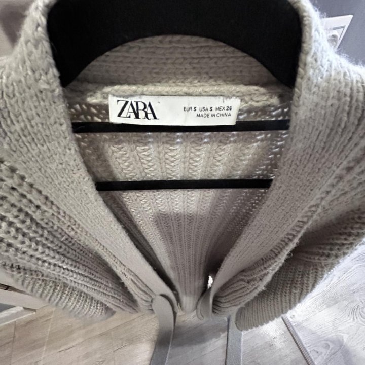 Кардиган Zara