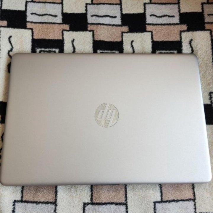 Ноутбук HP laptop 15s