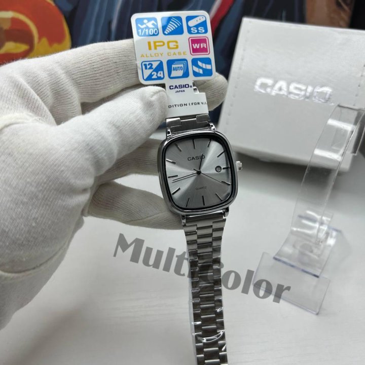 Часы Casio (квадратные) Новые