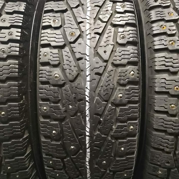 Nokian Tyres Hakkapeliitta C3 R16C 195/75 107/105R