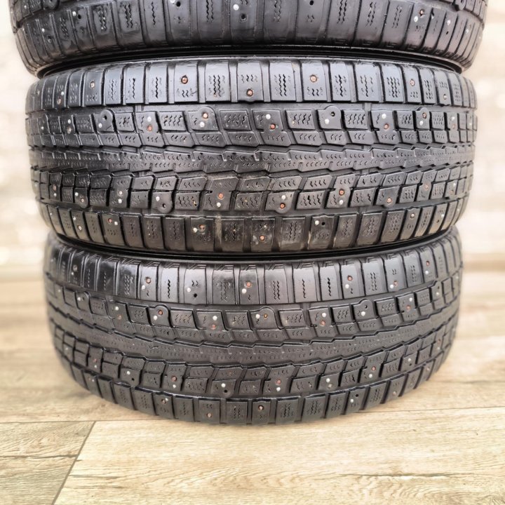 205/60/16, Dunlop Winter Ice 01, 4 шт