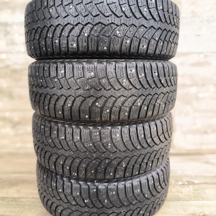 195/60/15, Bridgestone Spike 01, 4 шт