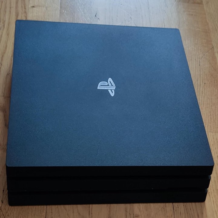 Sony playstation 4 Pro 1tb