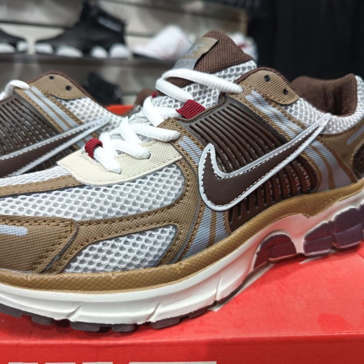 кроссовки Nike air zoom vomero 5