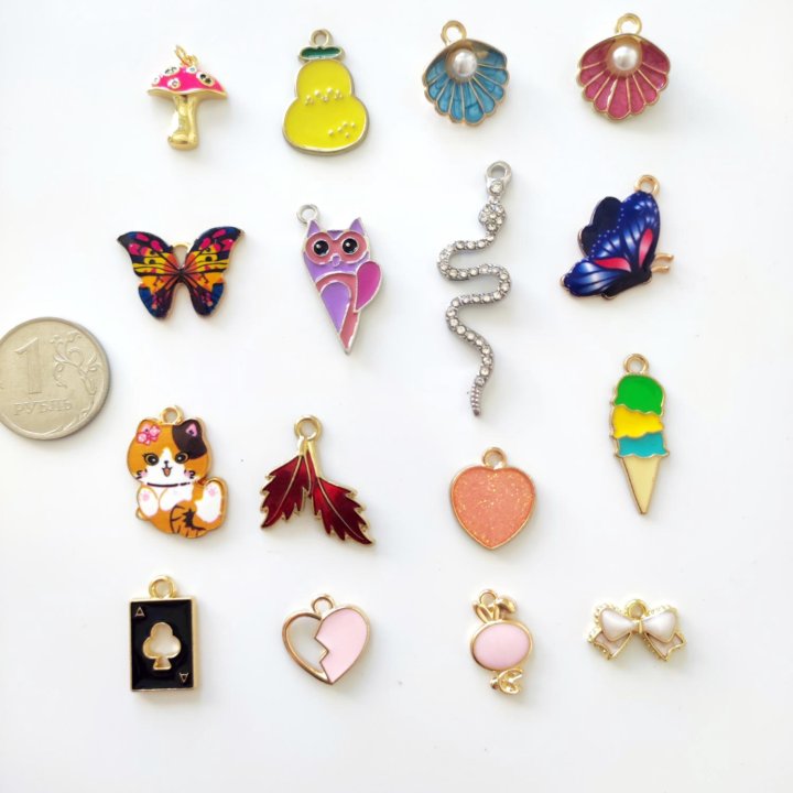 Мини - кулоны новые