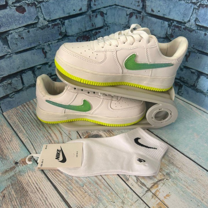 Женские Nike Air Force 1