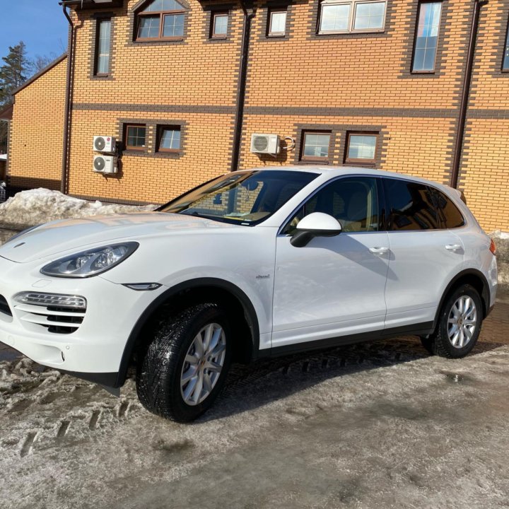 Porsche Cayenne, 2013