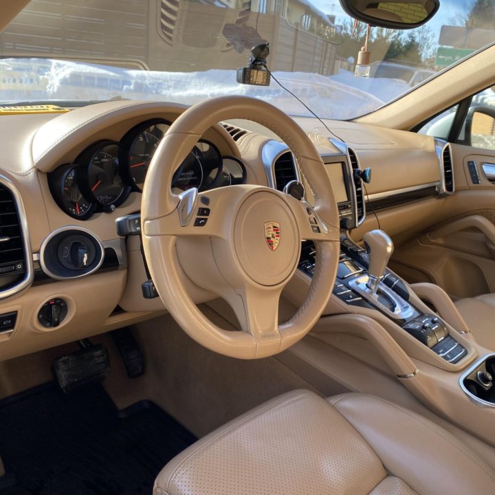 Porsche Cayenne, 2013