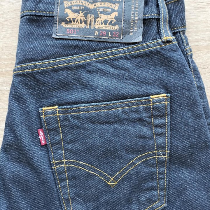 Джинсы Levi's оргинал