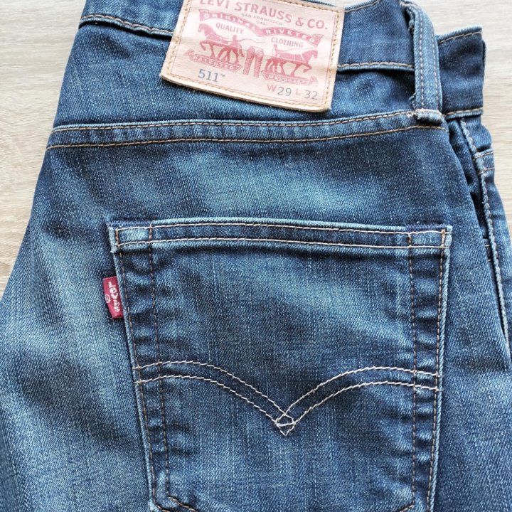 Джинсы Levi's оргинал