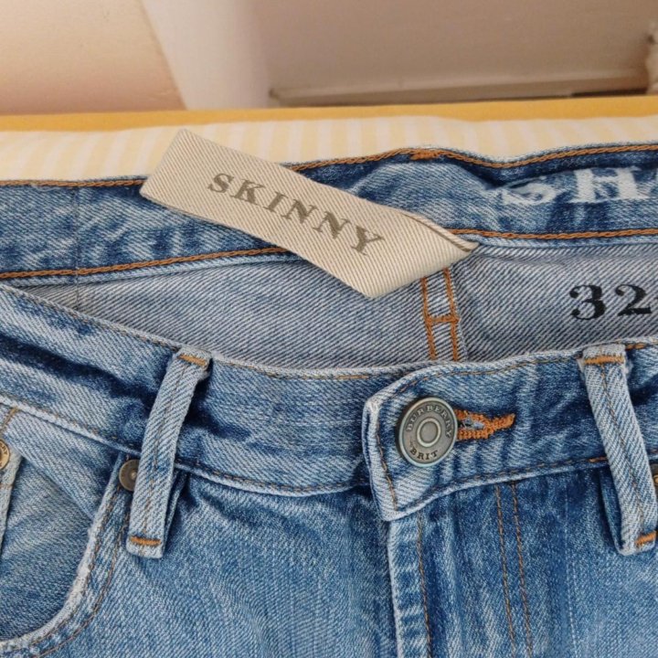 Burberry jeans. Женские. Размер 32 рост 34(44-46)