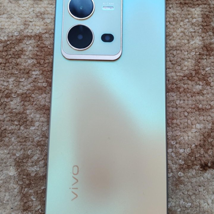 Телефон Vivo V25E