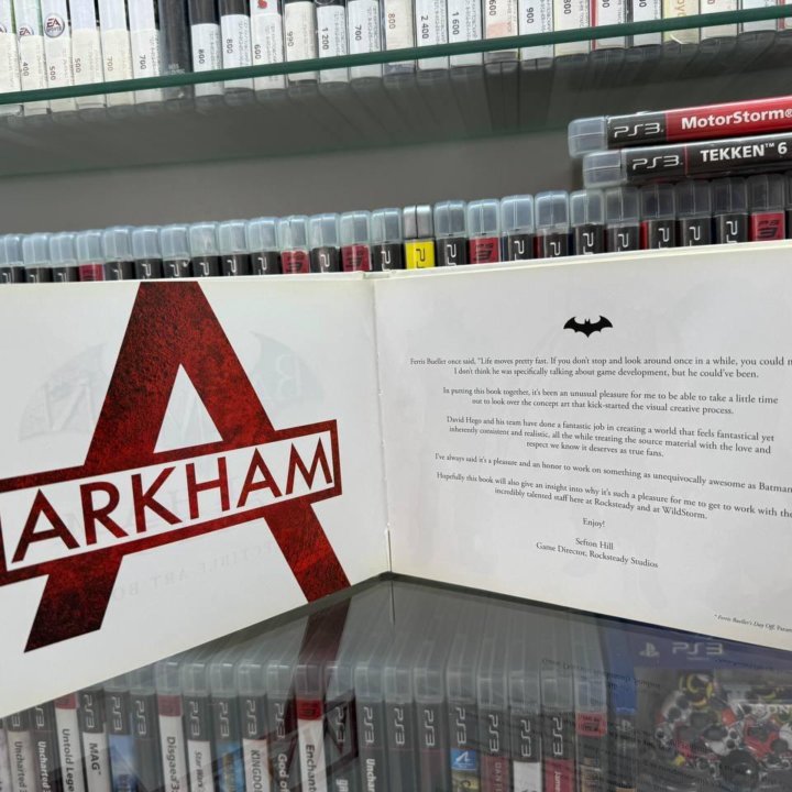 Batman Arkham City книга (PS3, БУ)