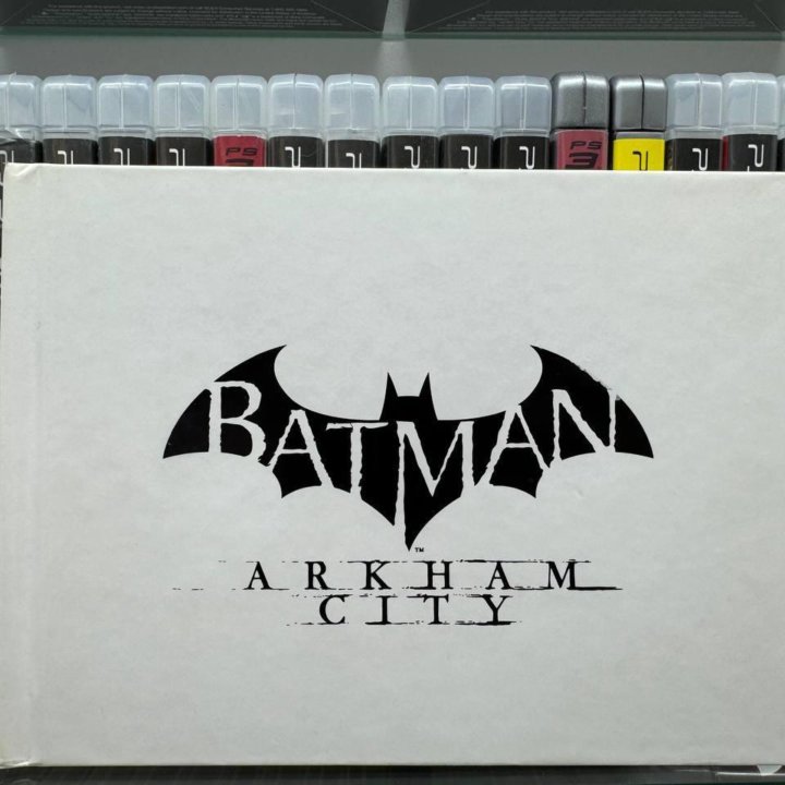 Batman Arkham City книга (PS3, БУ)