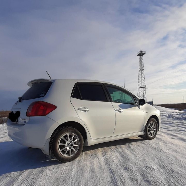 Toyota Auris, 2008