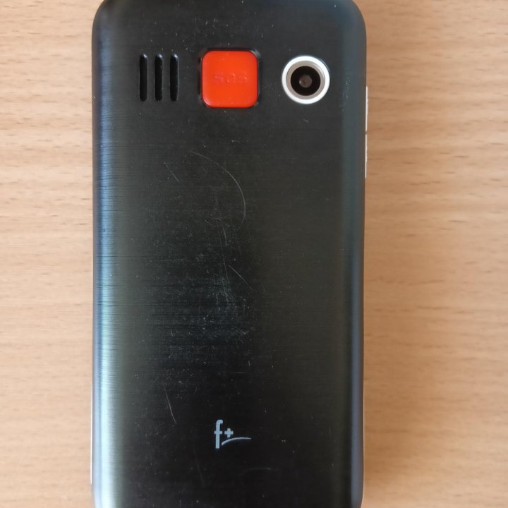 Кнопочный мобильный телефон F+ Ezzy 2 для пожилых