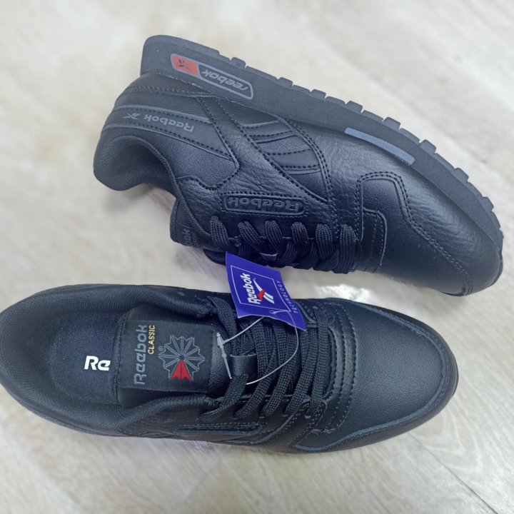 Новые мужские кроссовки Reebok