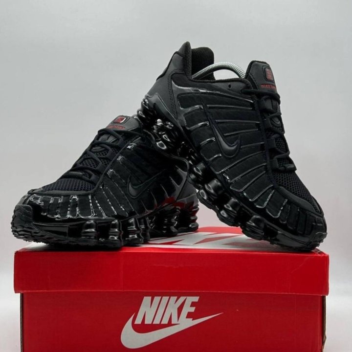 Кроссовки Nike Shox