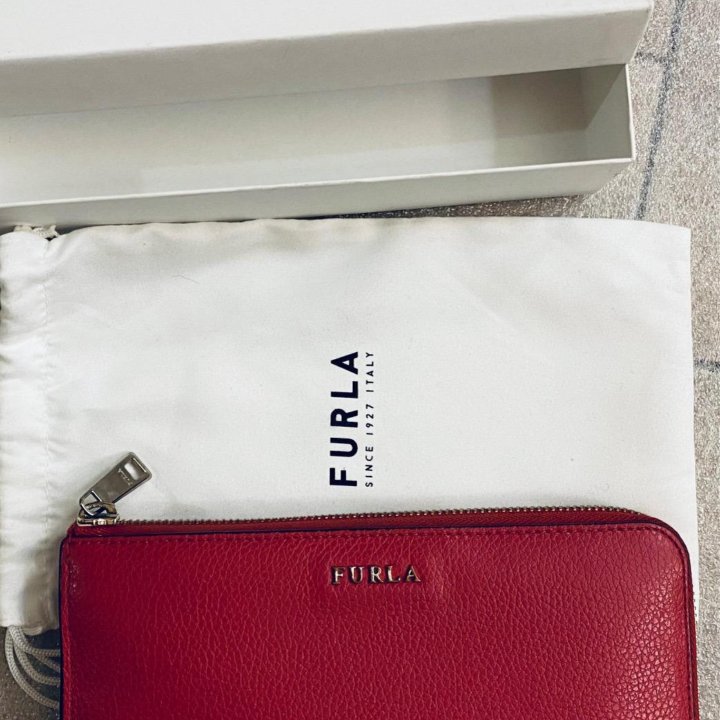 Женский кошелек Furla