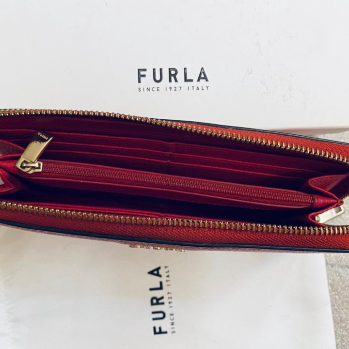 Женский кошелек Furla