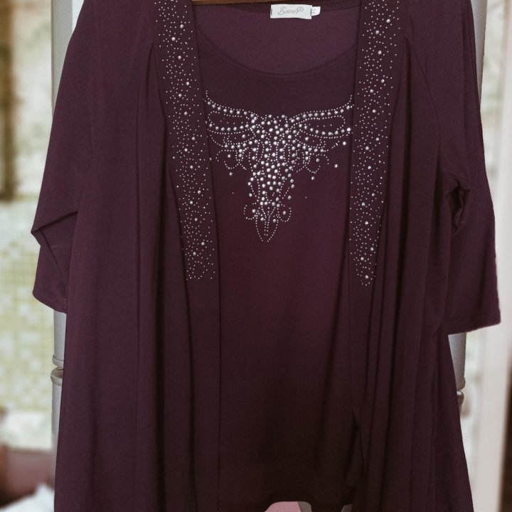 Костюм тройка