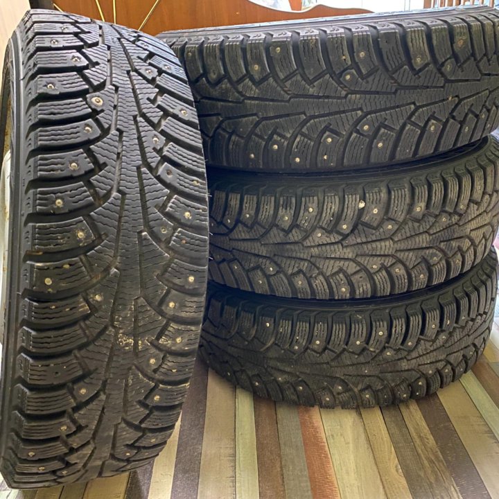 Комплект зимних колёс Nokian Nordman 5 185/65 R15