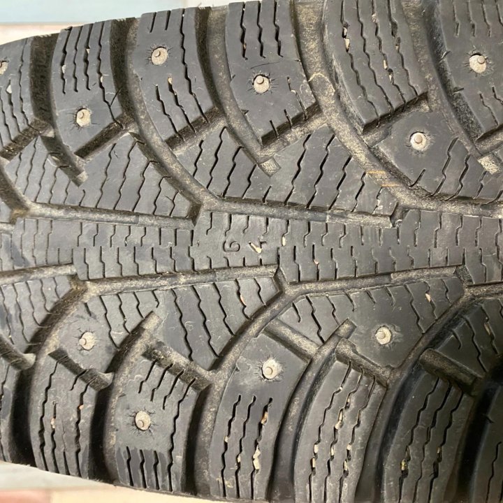 Комплект зимних колёс Nokian Nordman 5 185/65 R15