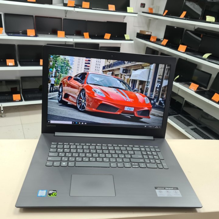 Lenovo 17.3