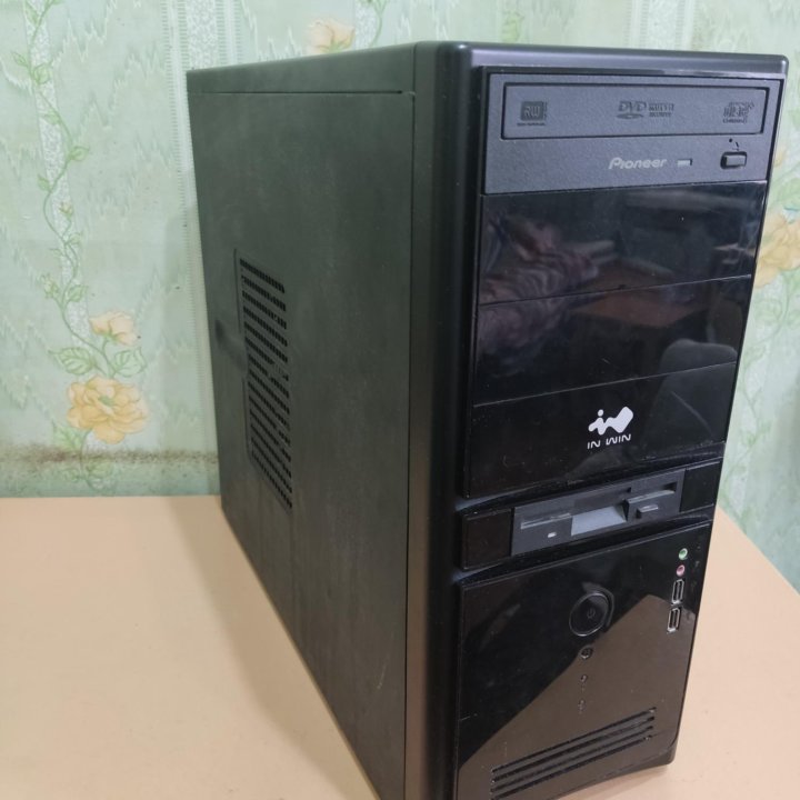 Системный блок q6600/4ram/gt730