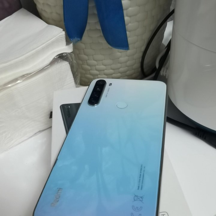 Xiaomi redmi 8t 4+2/128