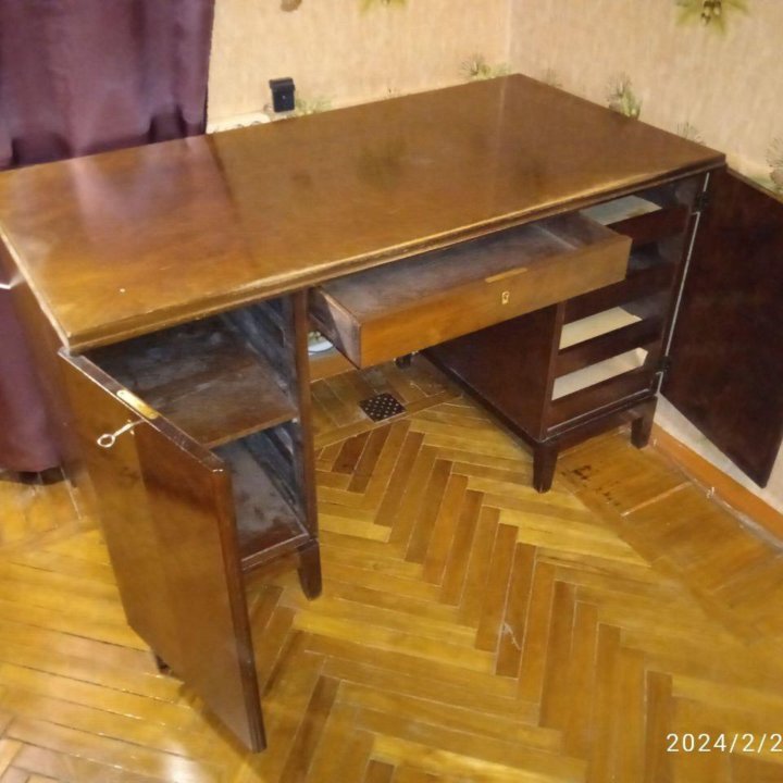 Старинный письменный стол «Asko»