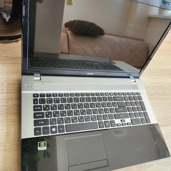 Acer V3-771g, core i7, 16gb, nvidia gt630m, 17